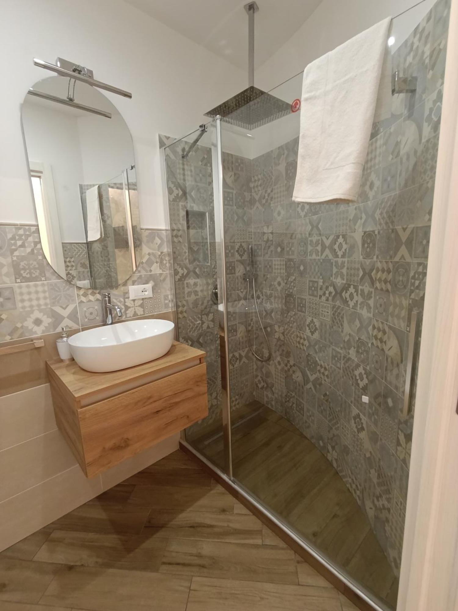 Balarm Central Apartment Palermo Buitenkant foto